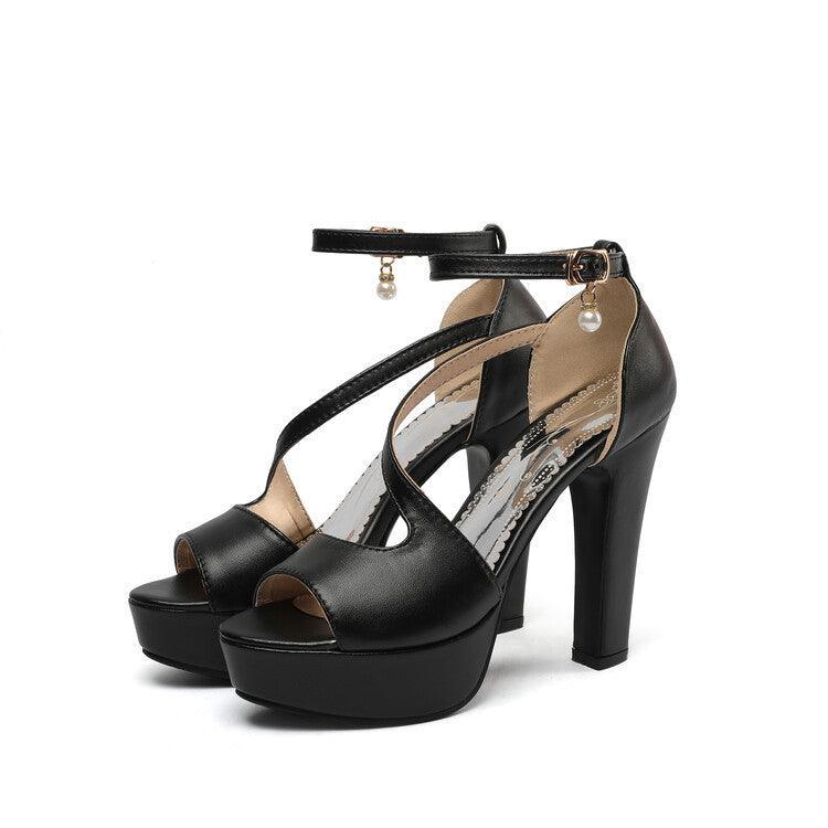 Römische Schuhe mit Dicken Absätzen für Frauen - Stilvoll und Komfortabel