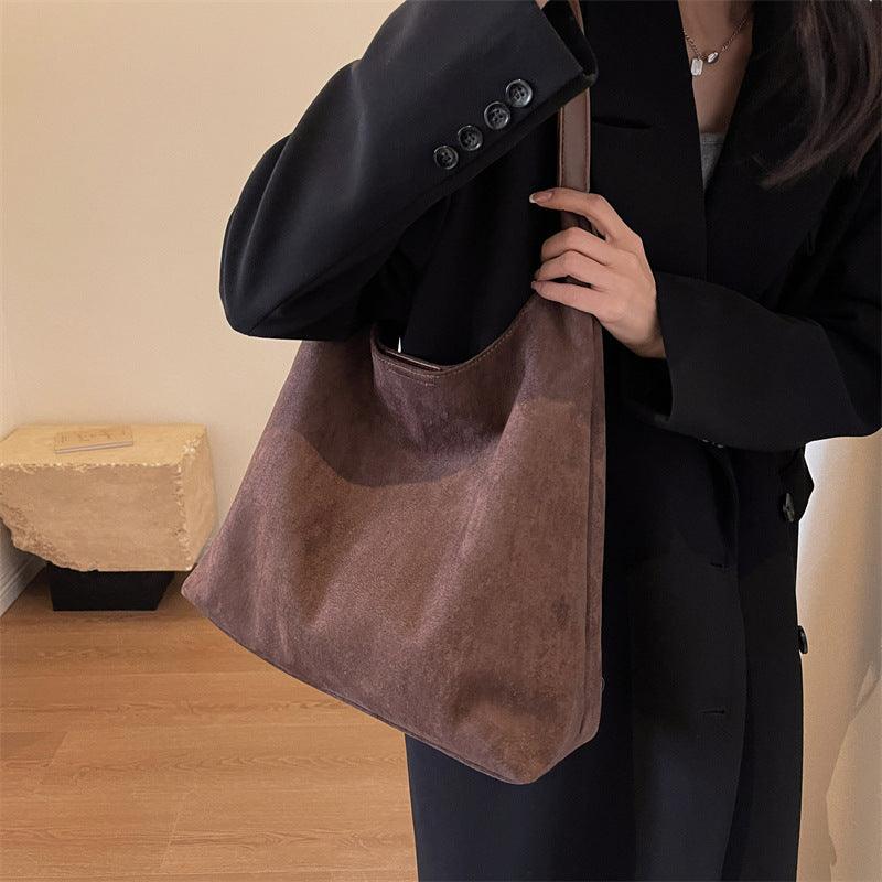 Luxuriöse Wildleder-Tote-Bag – Das Must-Have-Accessoire für den Herbst